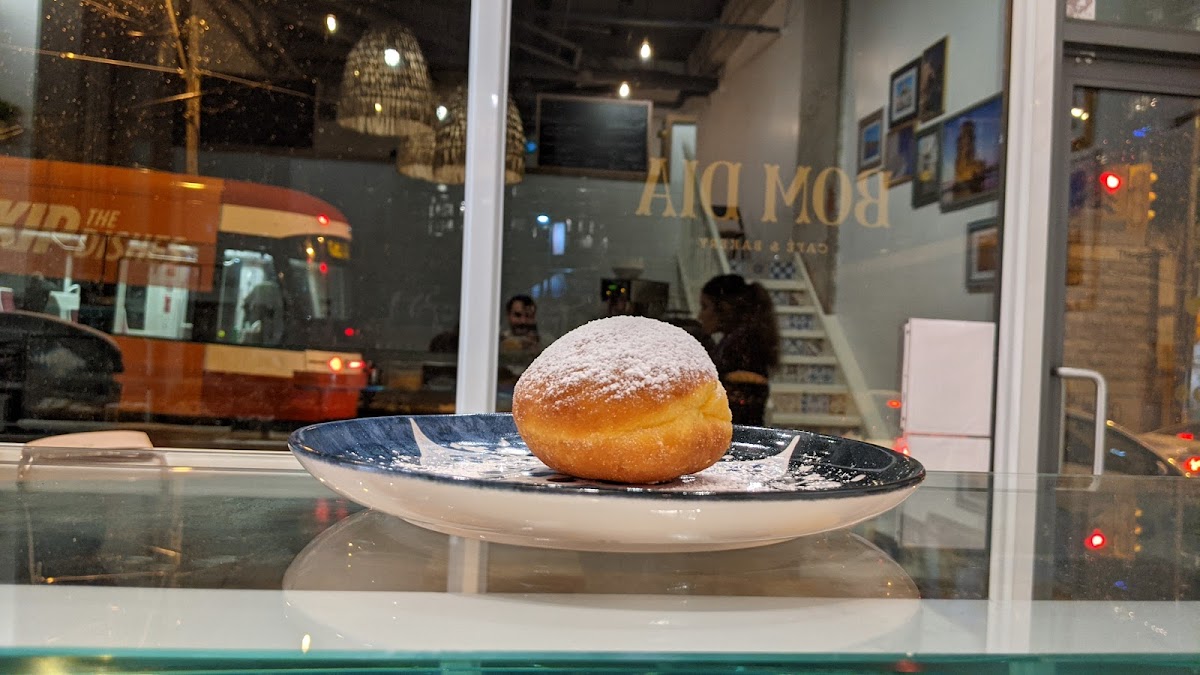 Bom Dia Cafe & Bakery