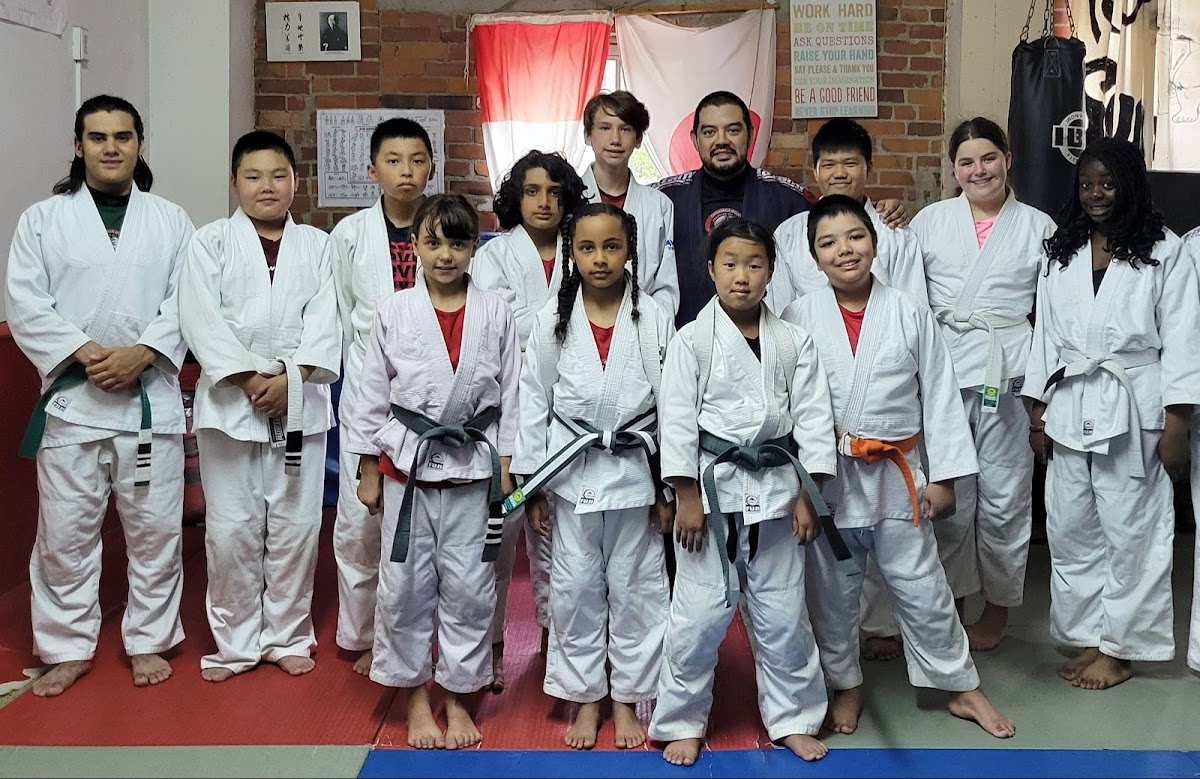 KIKUNAGA MARTIAL ARTS - GRACIE JIU-JITSU