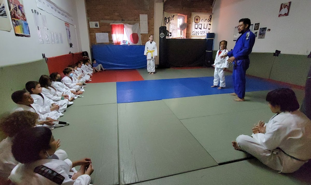 KIKUNAGA MARTIAL ARTS - GRACIE JIU-JITSU