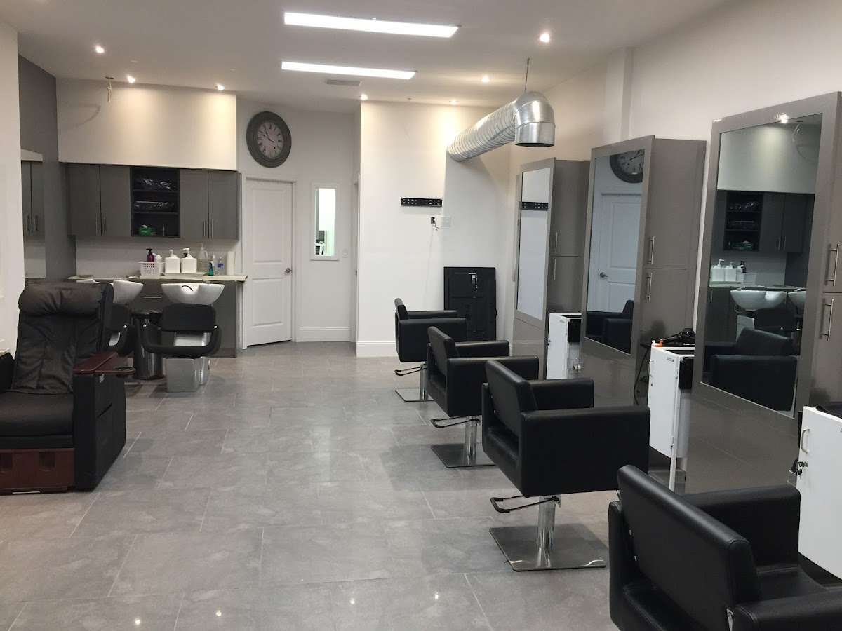 Brazilian Hair Studio